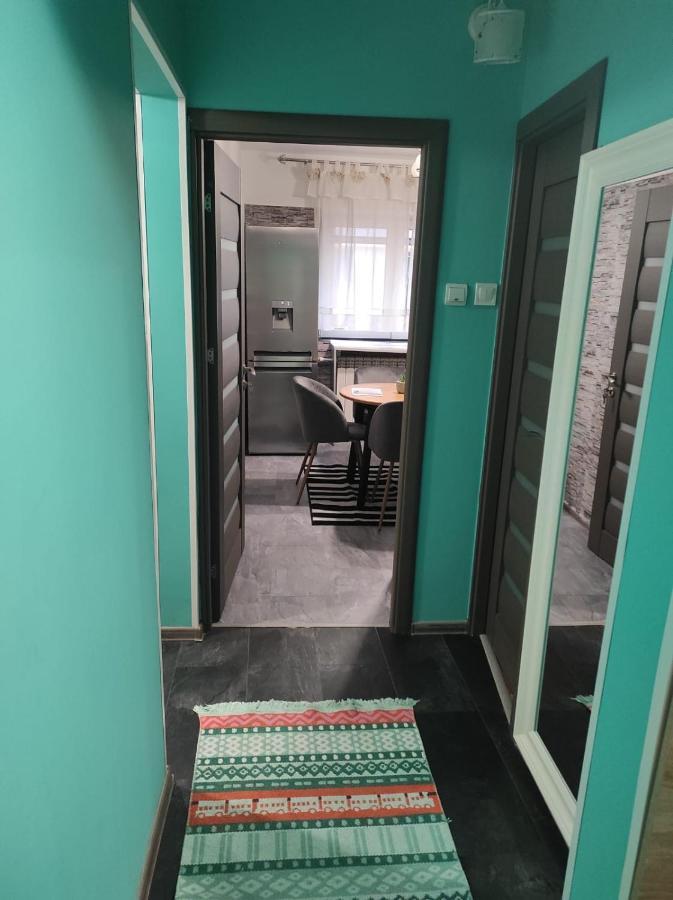 Private Room Near 3 Min Metrou Crangasi, 40 M2 Bukarest Exterior foto